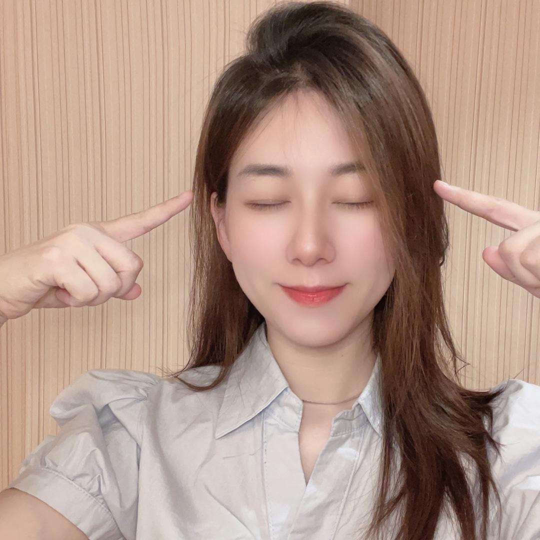 黄嘻嘻😉