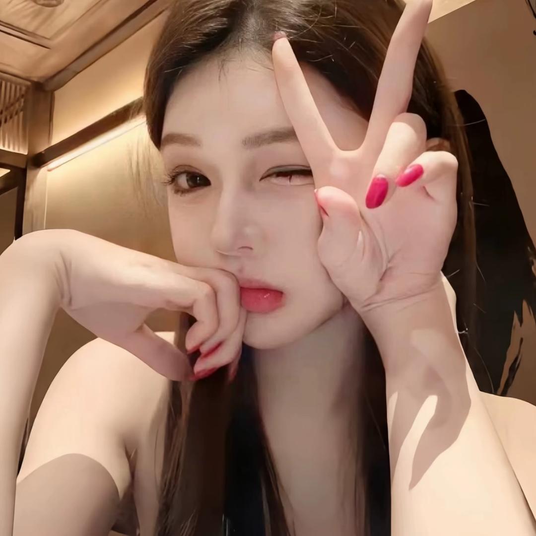 琪^