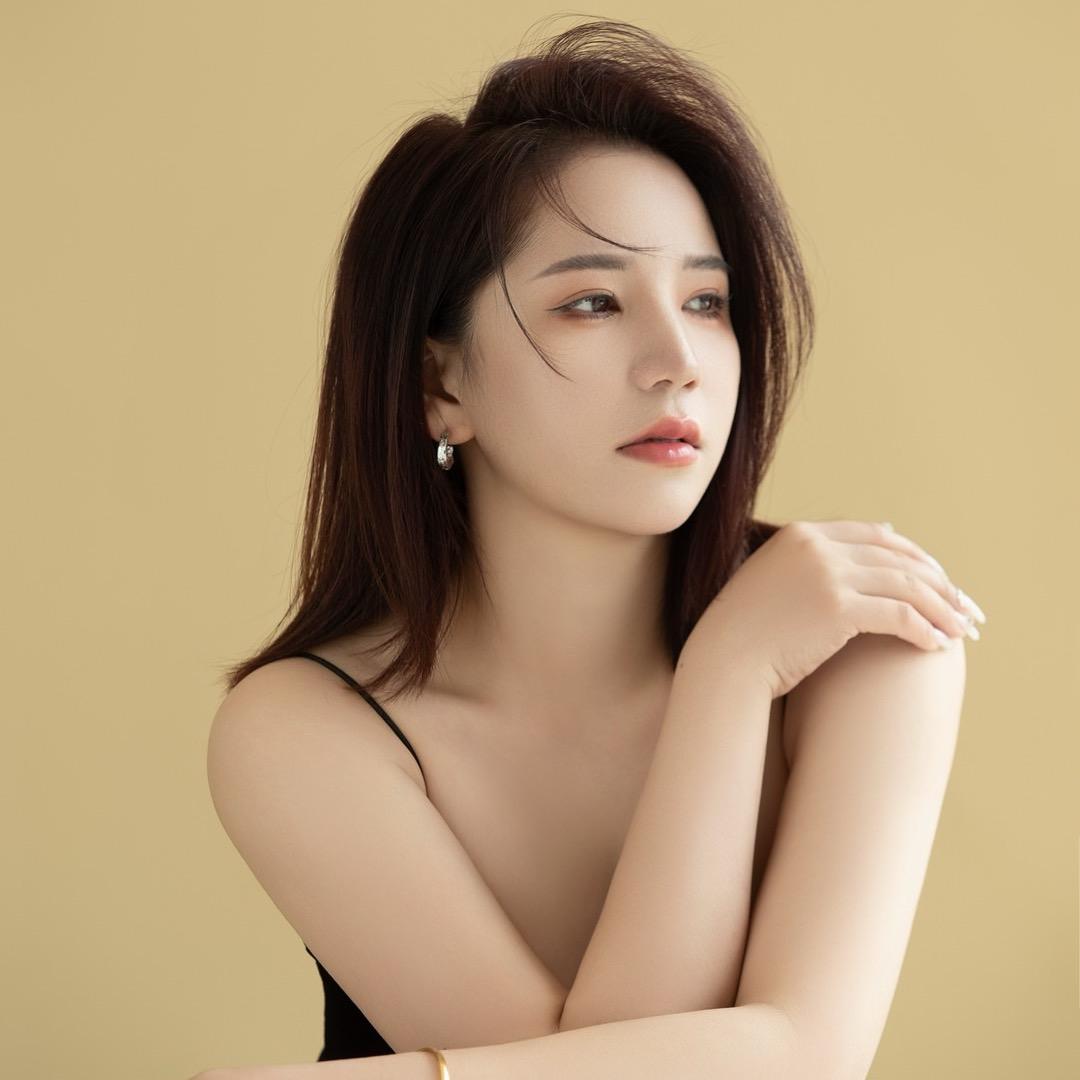 小华💃樟木头卖酒老板娘