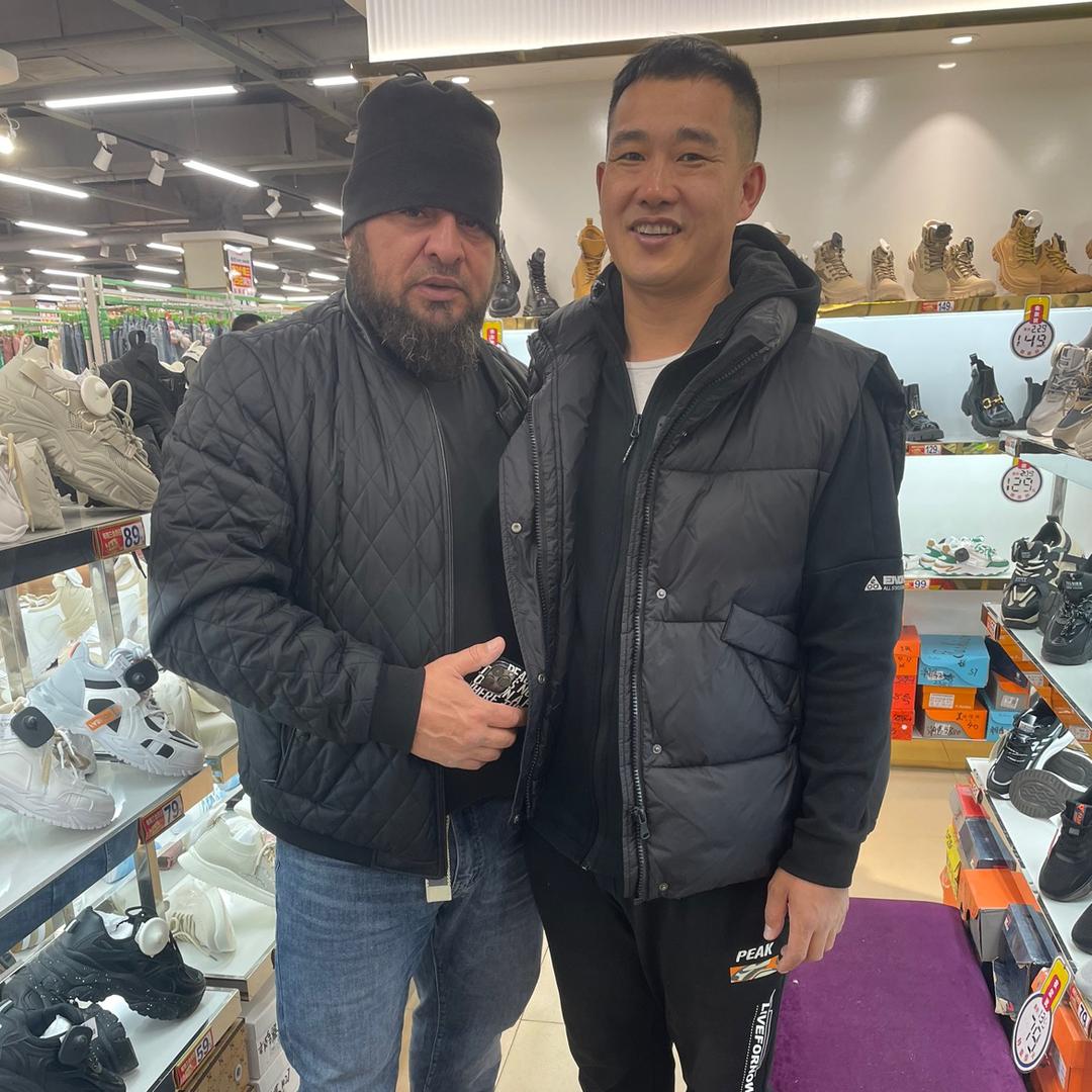 小忠俄货小店