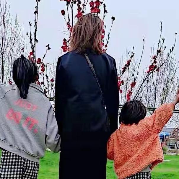 国际庄显眼包