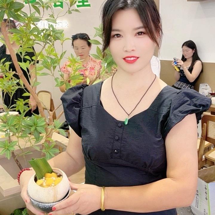 探利辛，吕大青