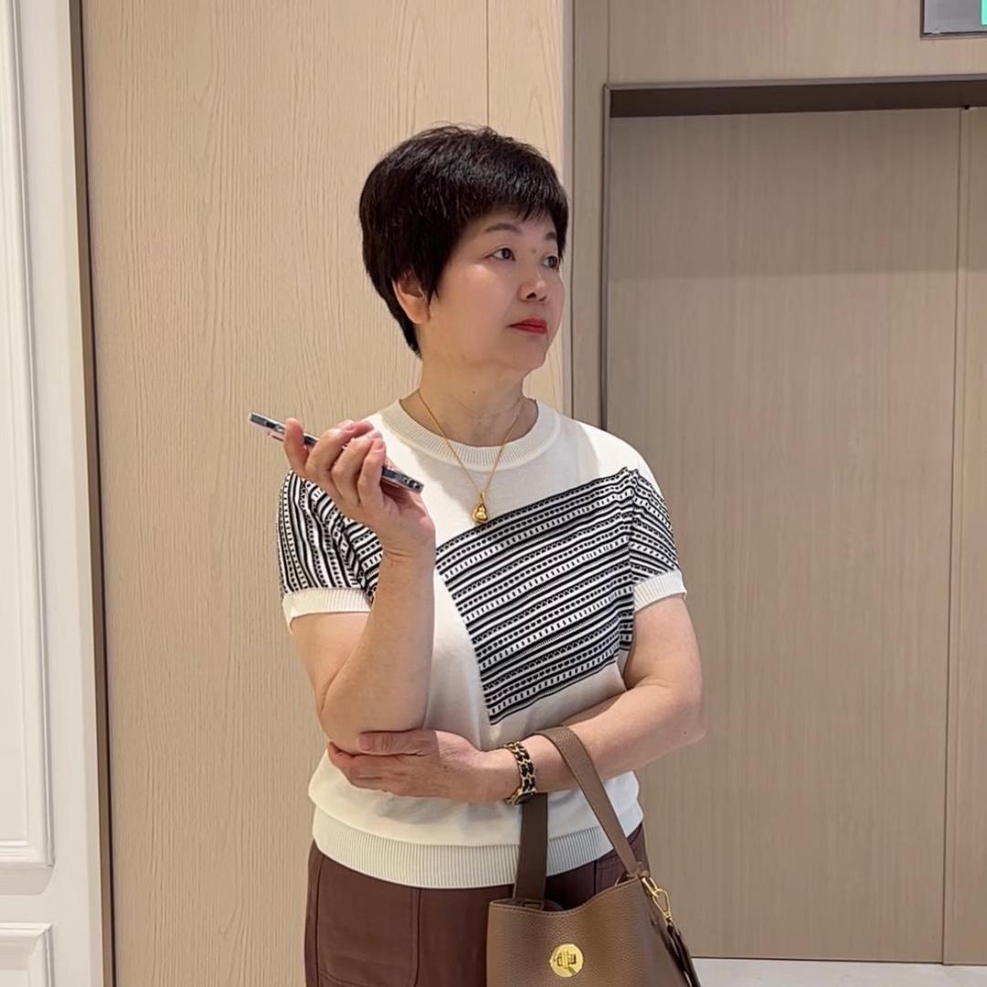 纯丽精品服饰