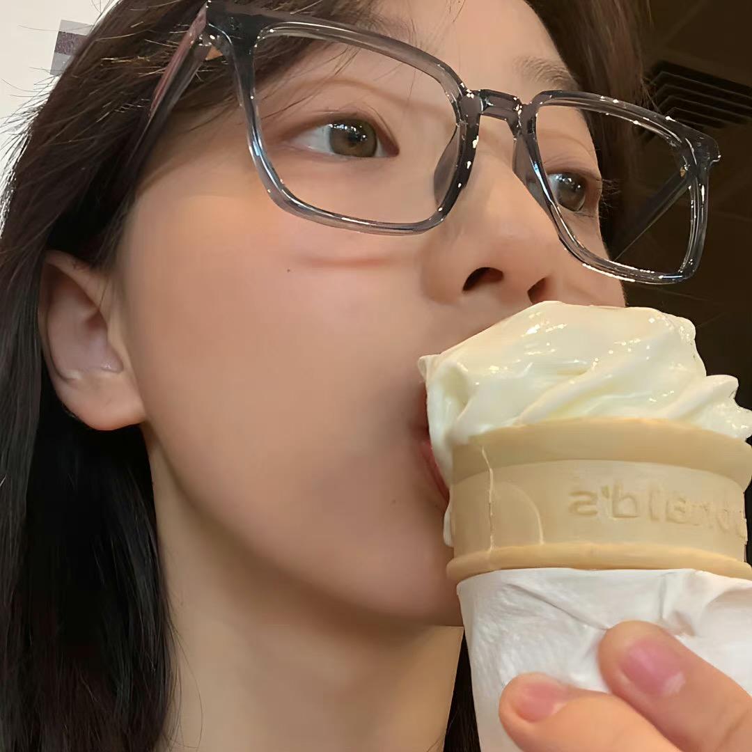 小岳摇了摇头