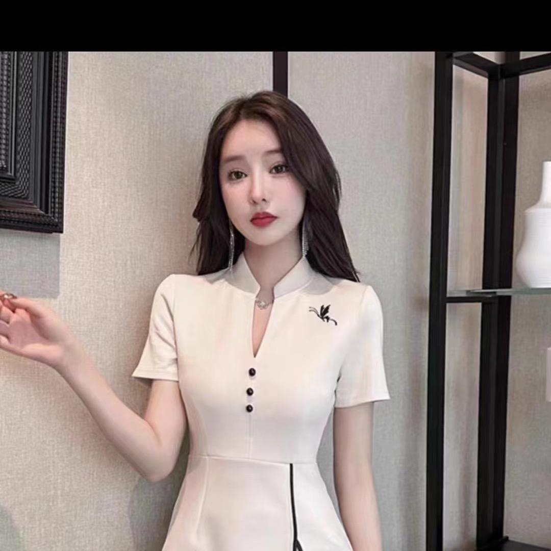索拉古贝小婷