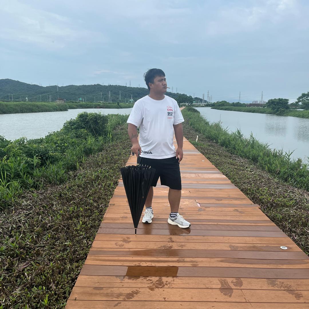 小张（记录生活）