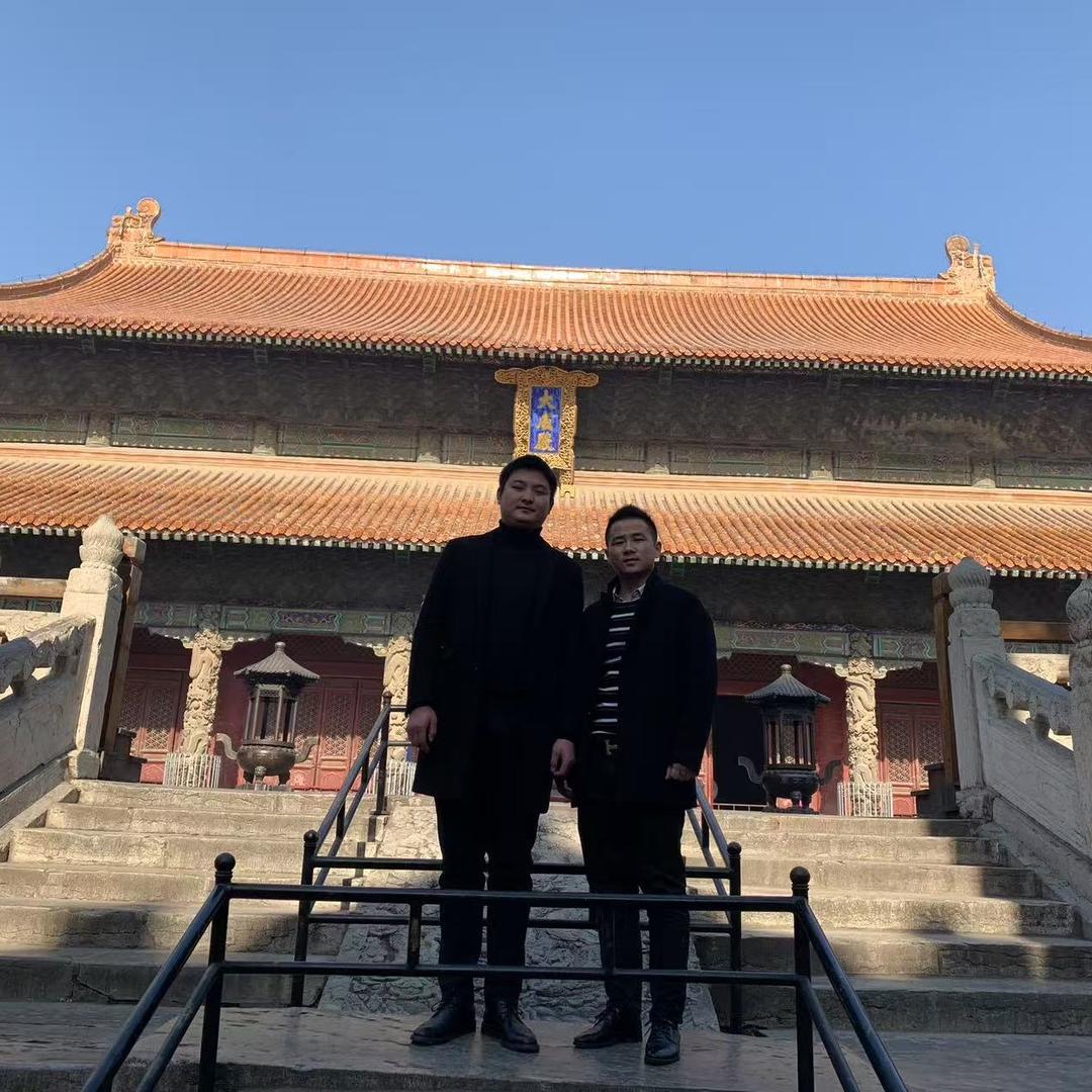 王小文的保安服世界