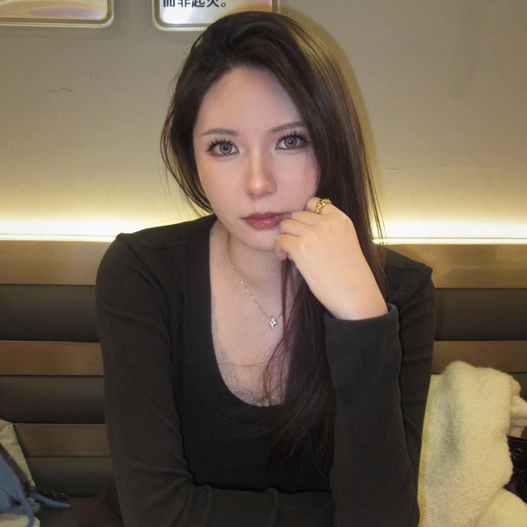 周蜜儿珠宝匠心