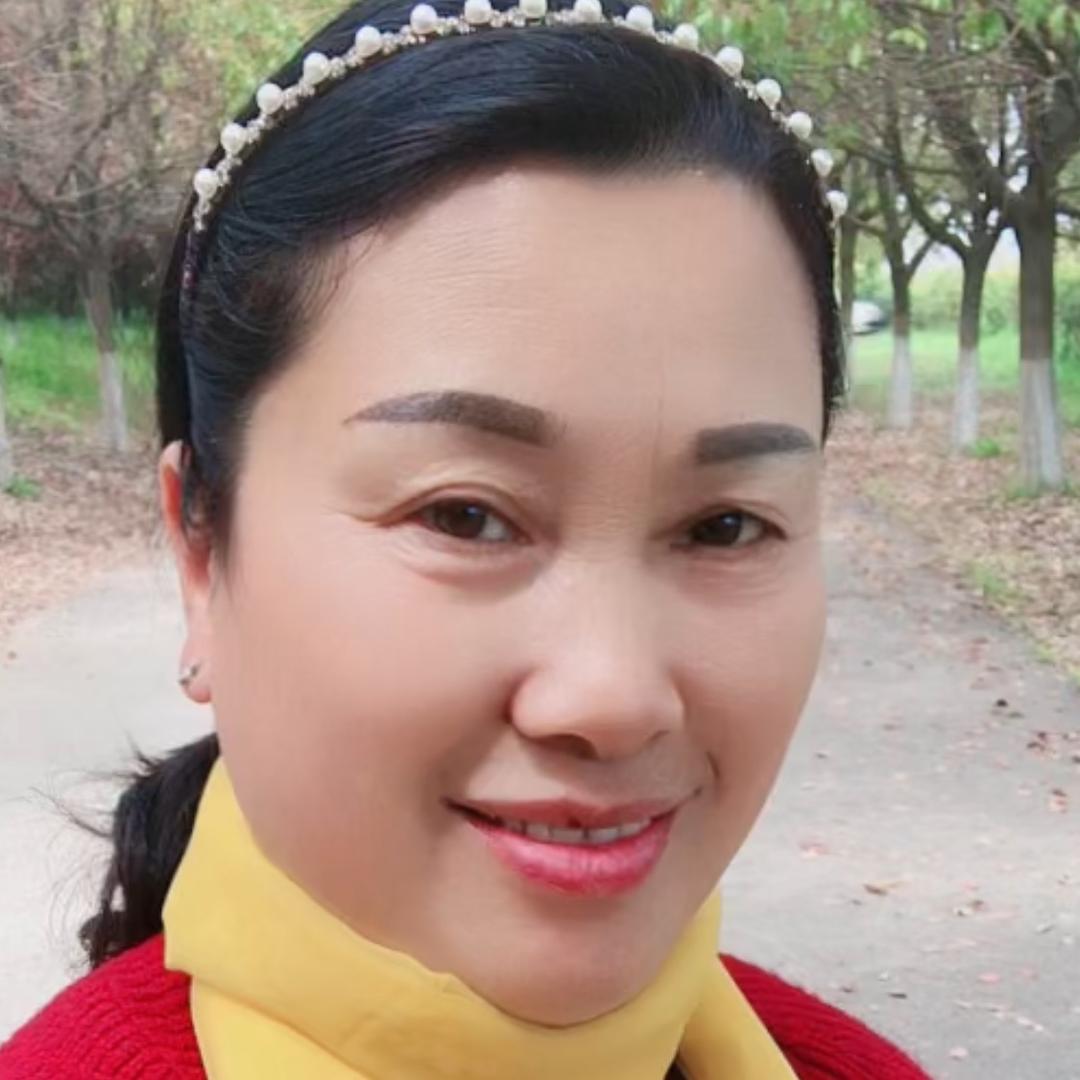 宏姐°