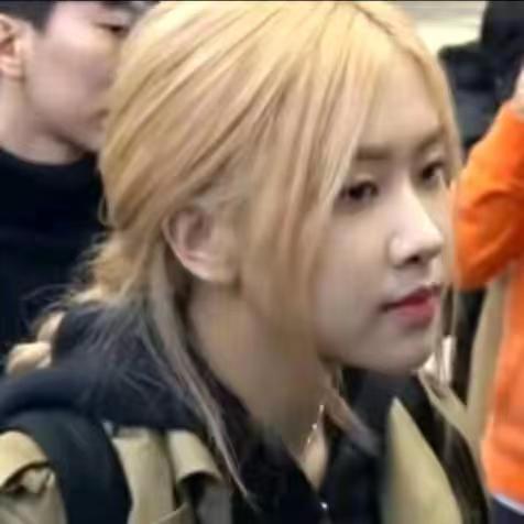 小白      ౪ᩚ୧⍤⃝🍓