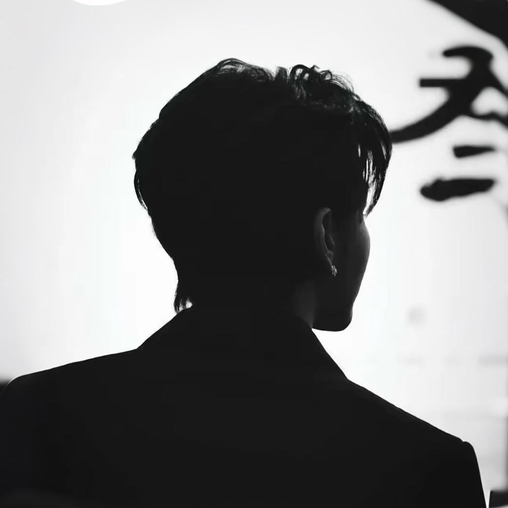 𝙋𝙤𝙡𝙖𝙧𝙞𝙨.☘︎