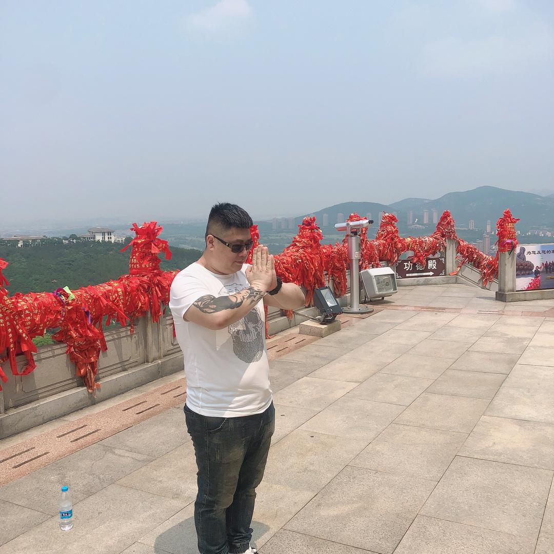 陆哥哥祝你前程似锦（不打扰）