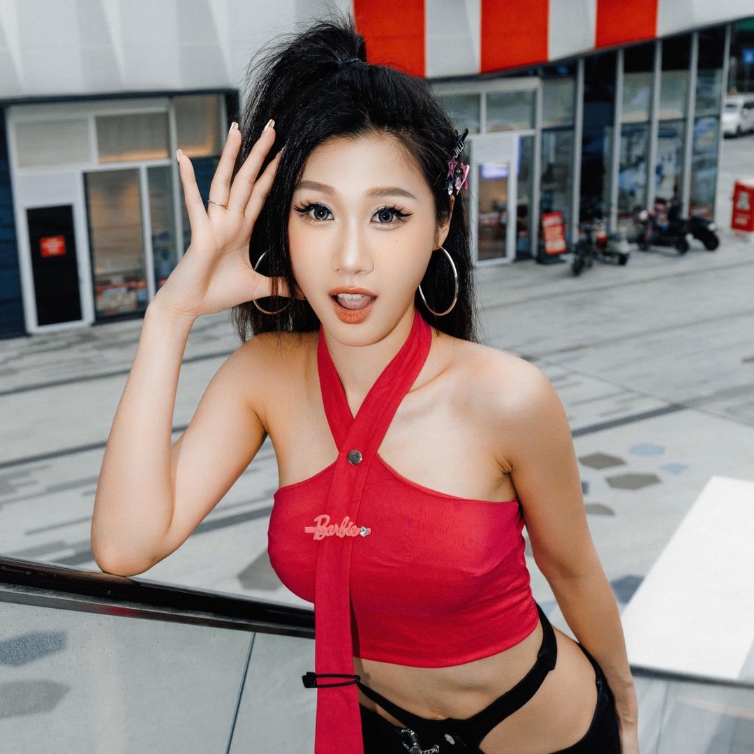 蚊蚊姐姐