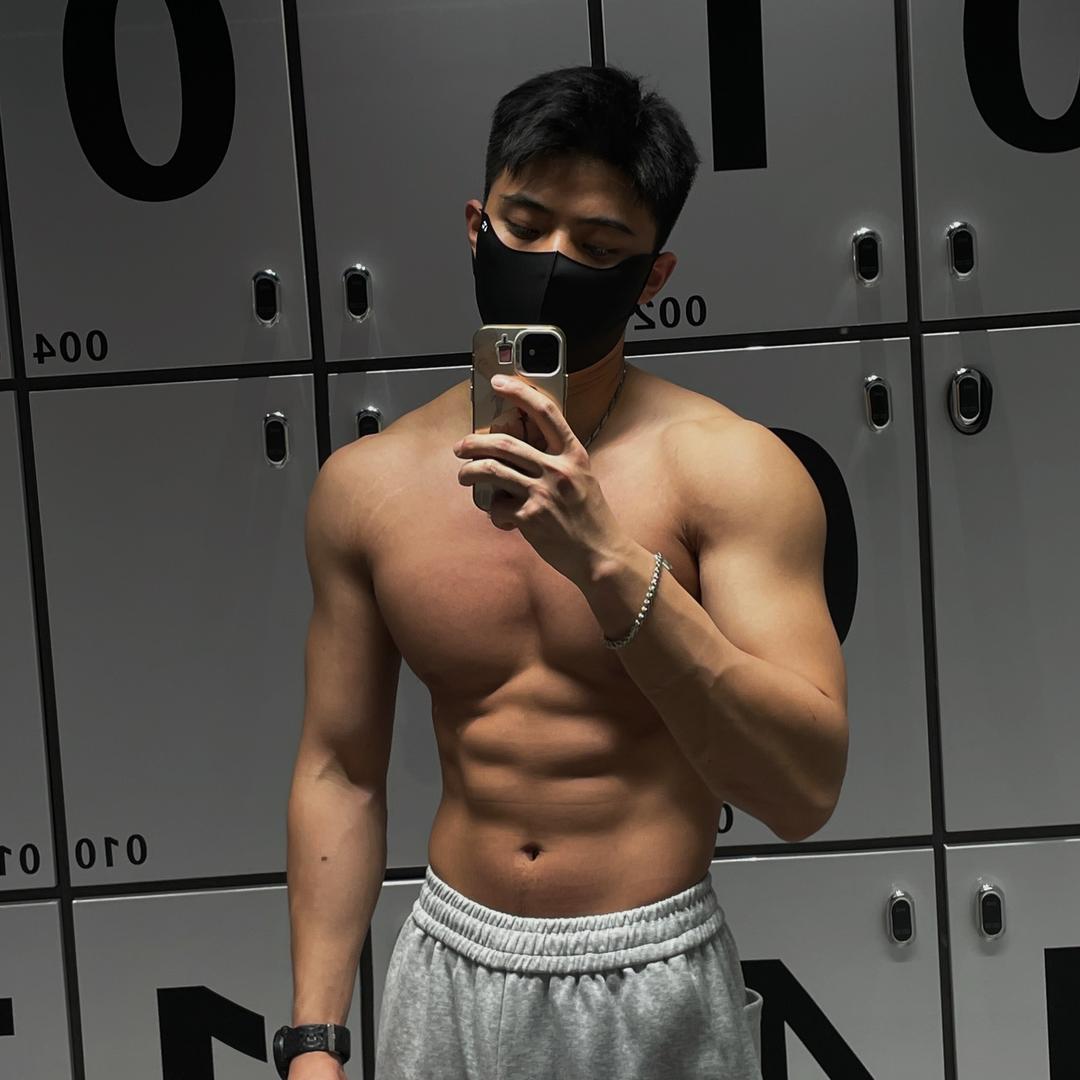 正在努力的碳水