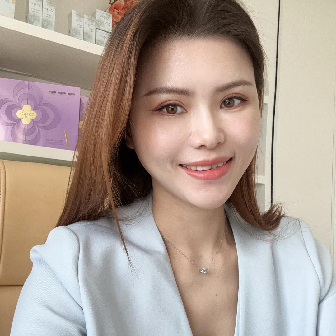 南京靠脸吃饭的苏苏