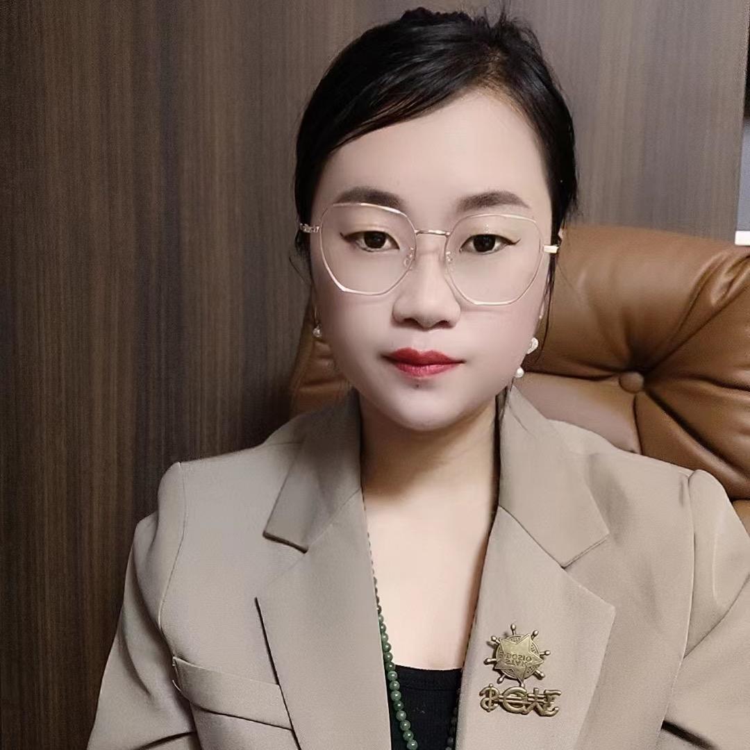 九总一家人