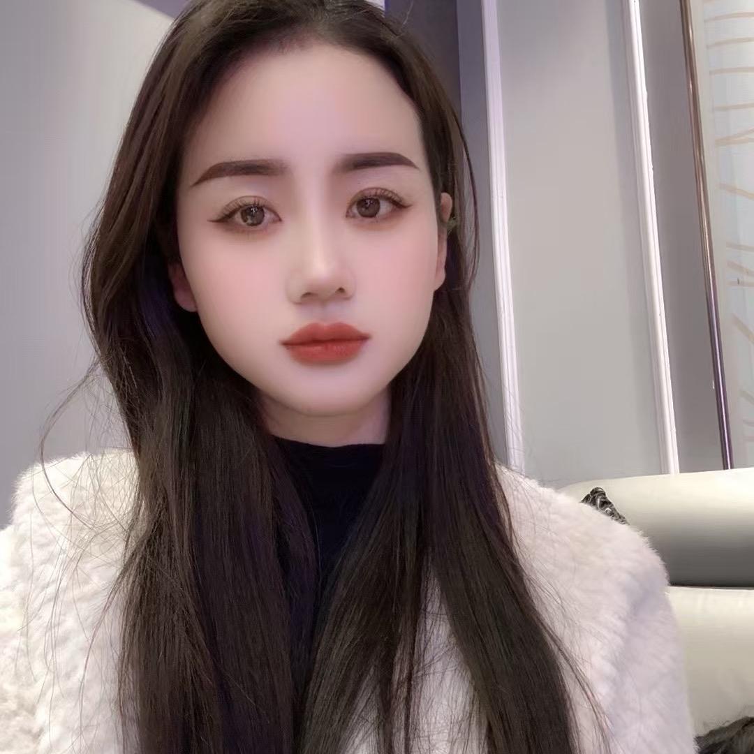 李小姐↙️