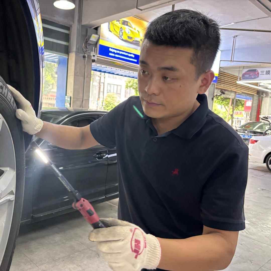 瑞安奥捷小梁修车