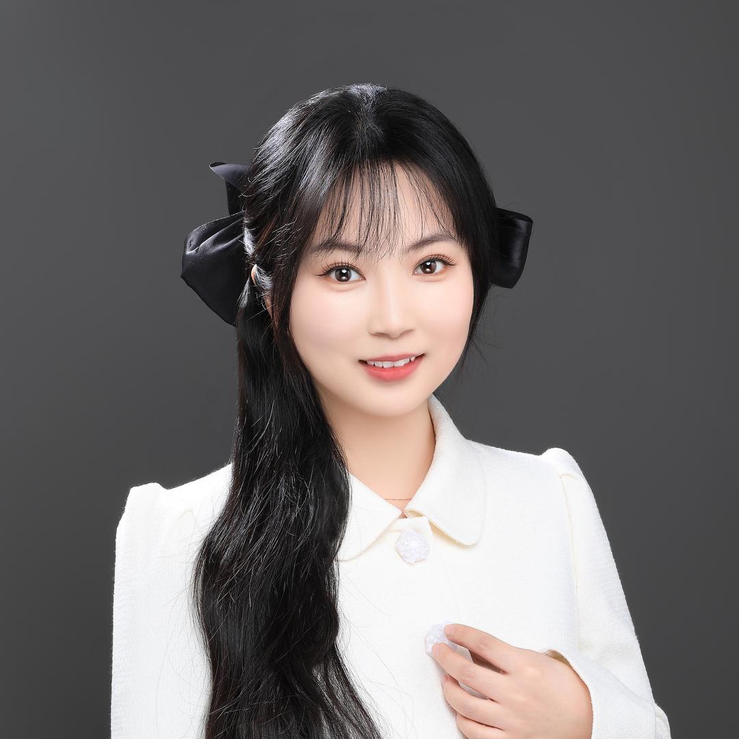 开封租婚纱跟妆的梦梦（全省出)