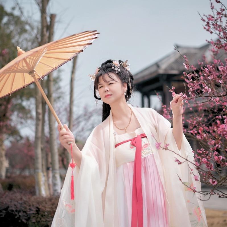 芳子🍬🌹