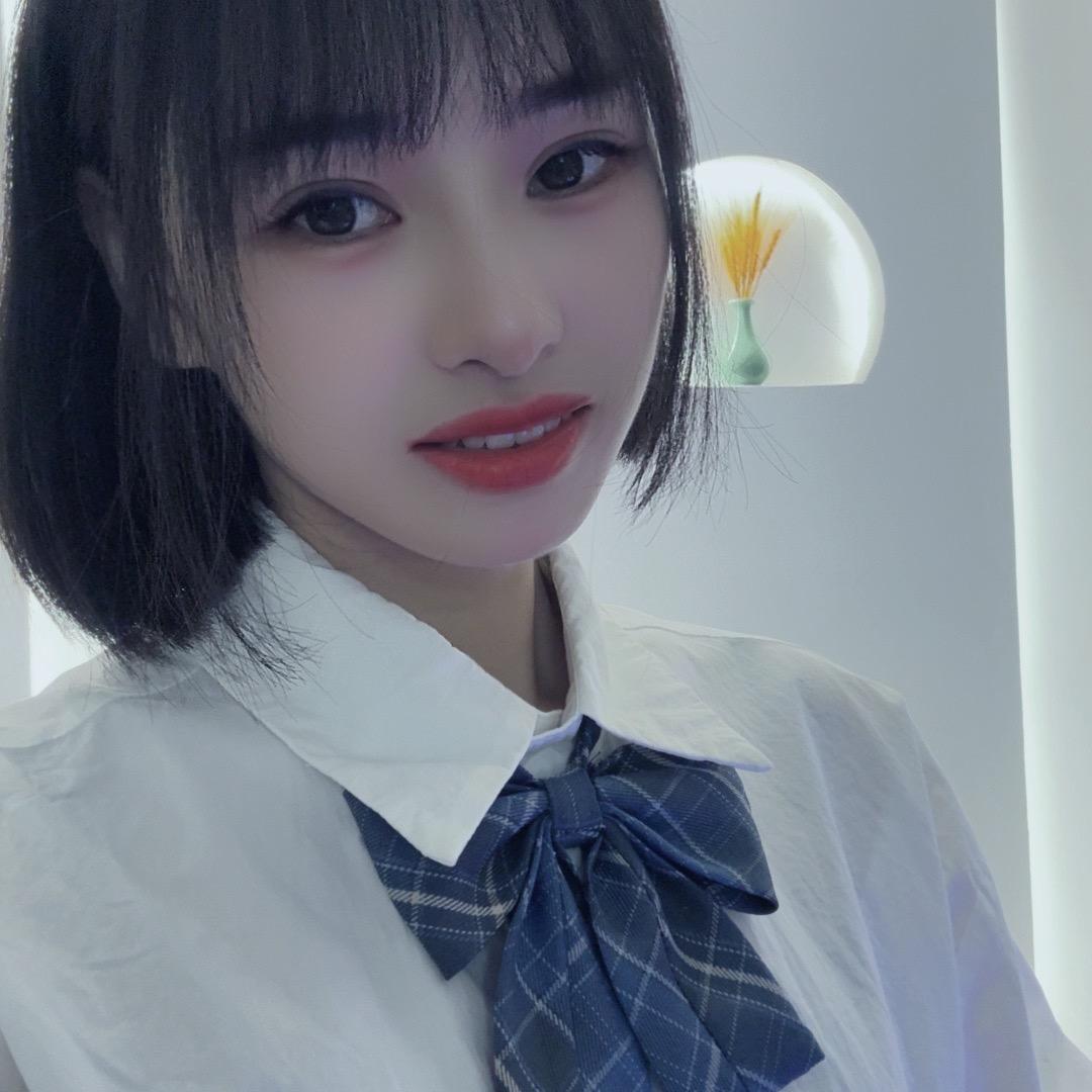 呆小布 😘ོ⁵²⁰