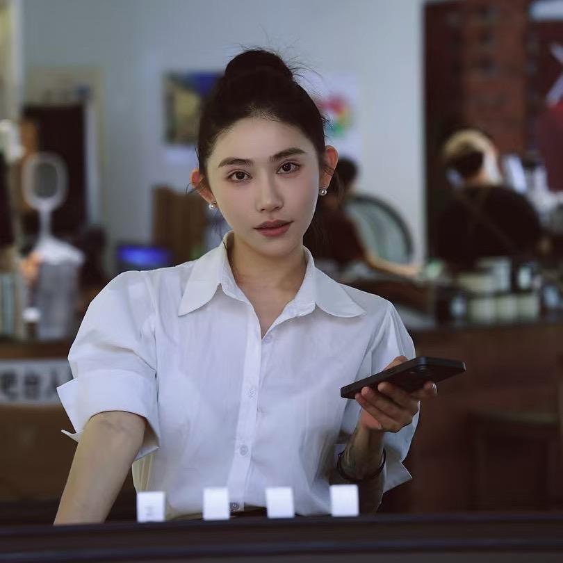 🏥瑞丽YMH字姑娘（湖畔尚湾）