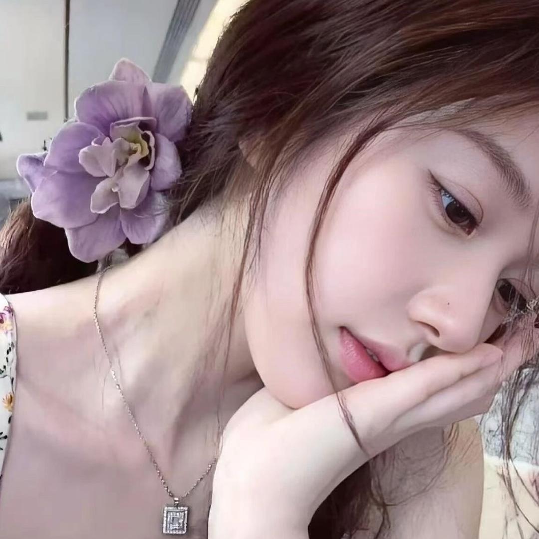 小笨鱼.