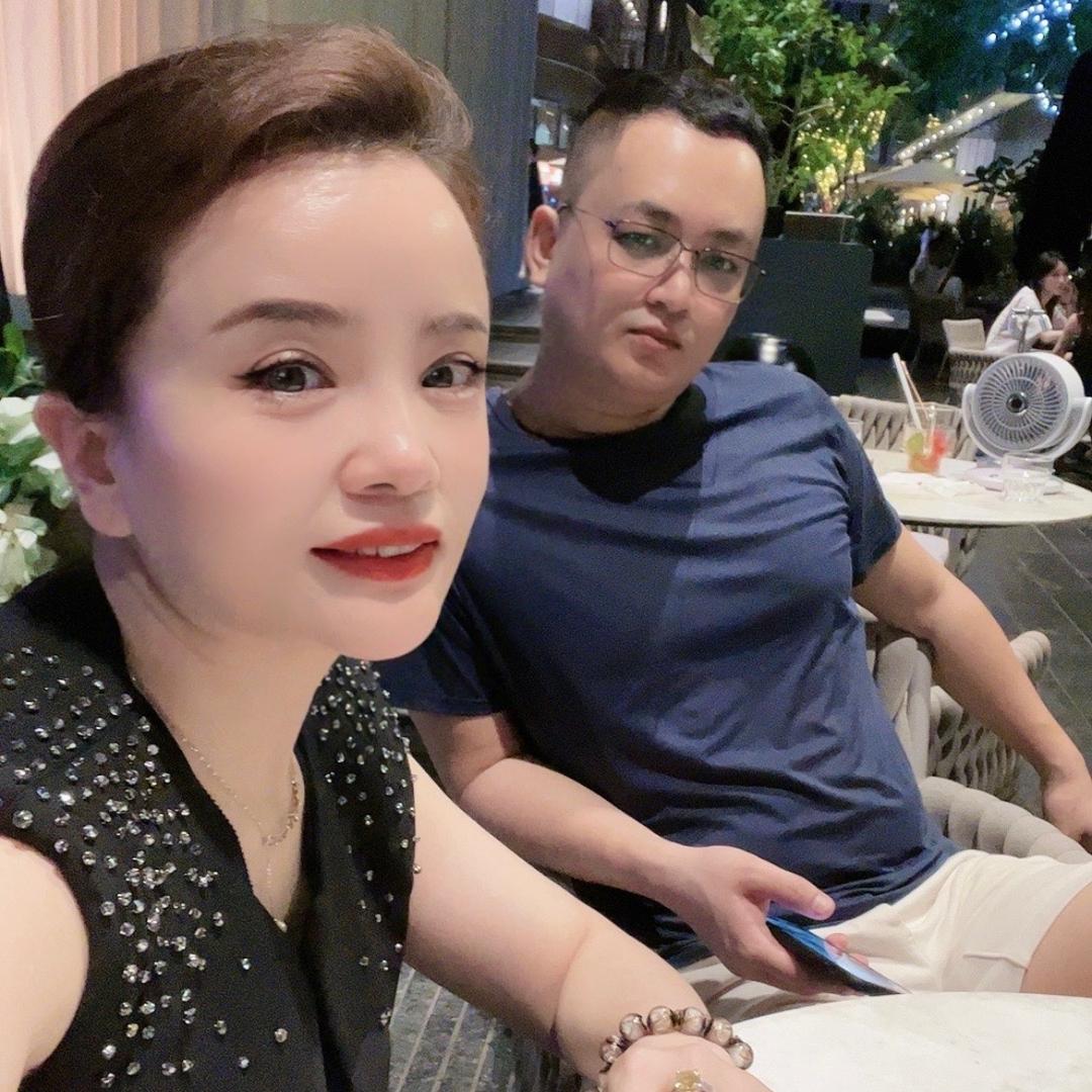 唯伊公馆厂长家