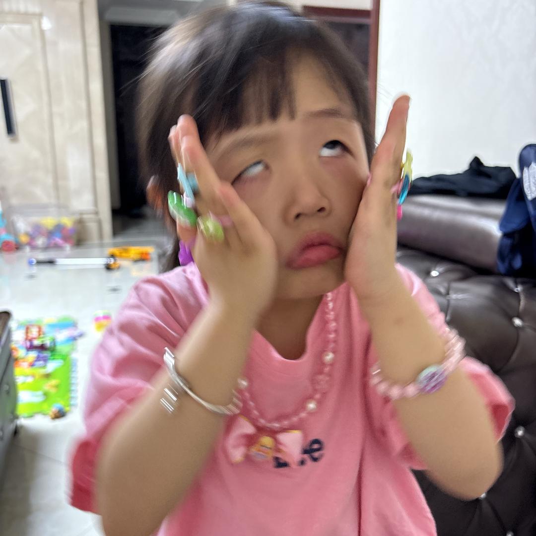 嘻嘻大王.