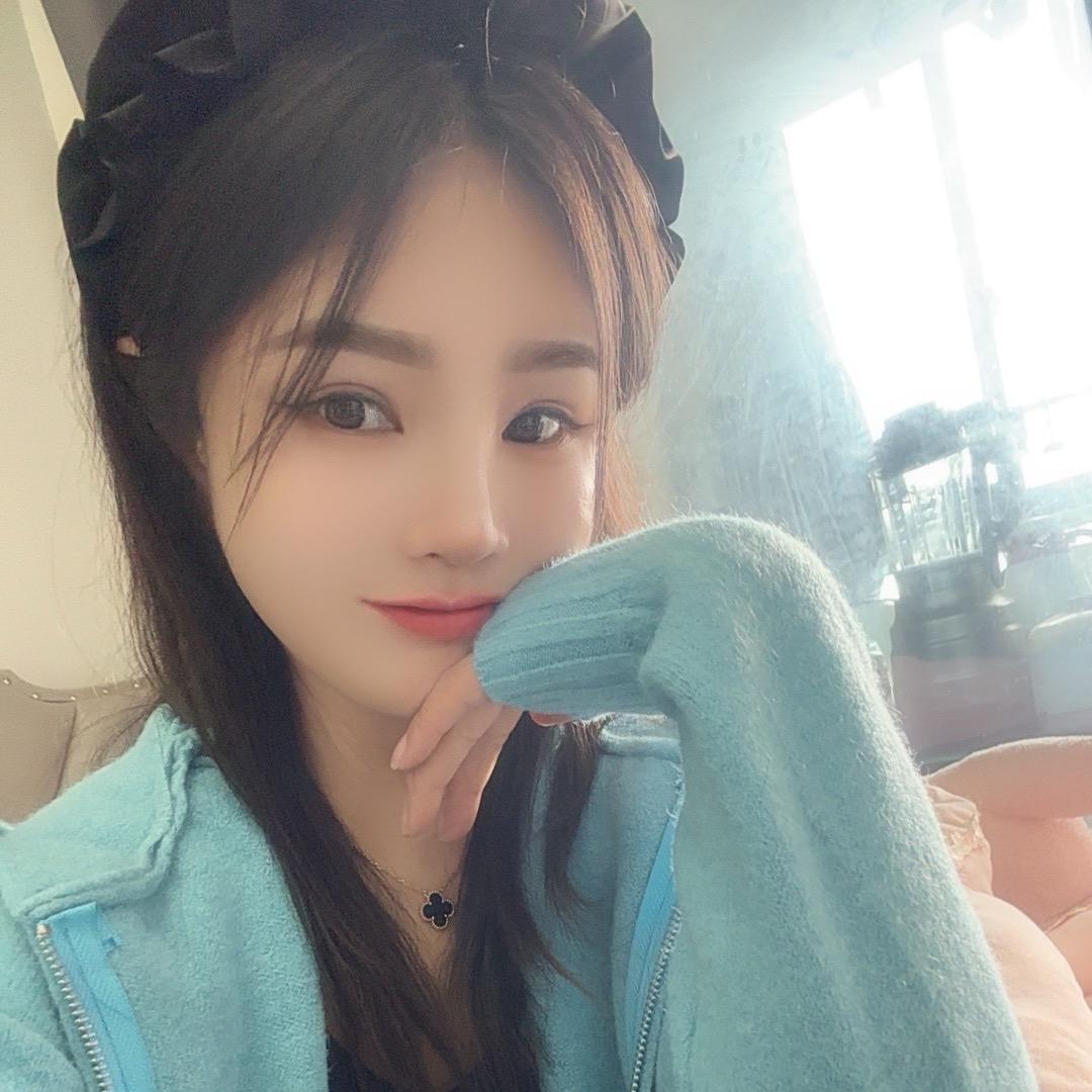 英子