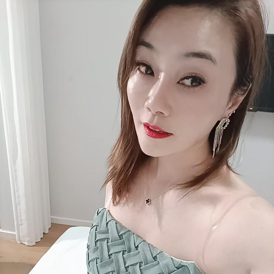 李一冉