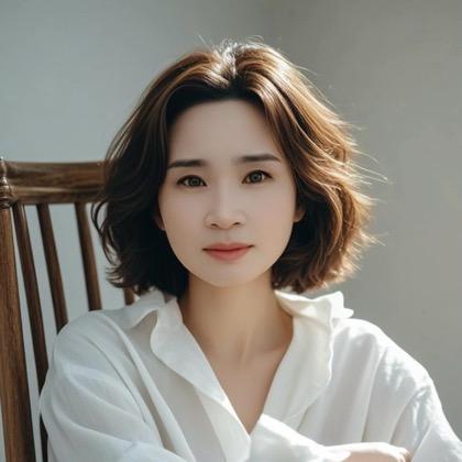 武汉金奥女装厂家梁姐