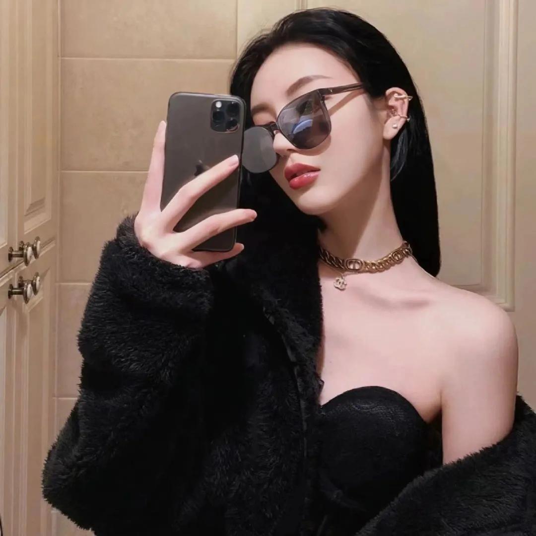 反差萌财喵💖