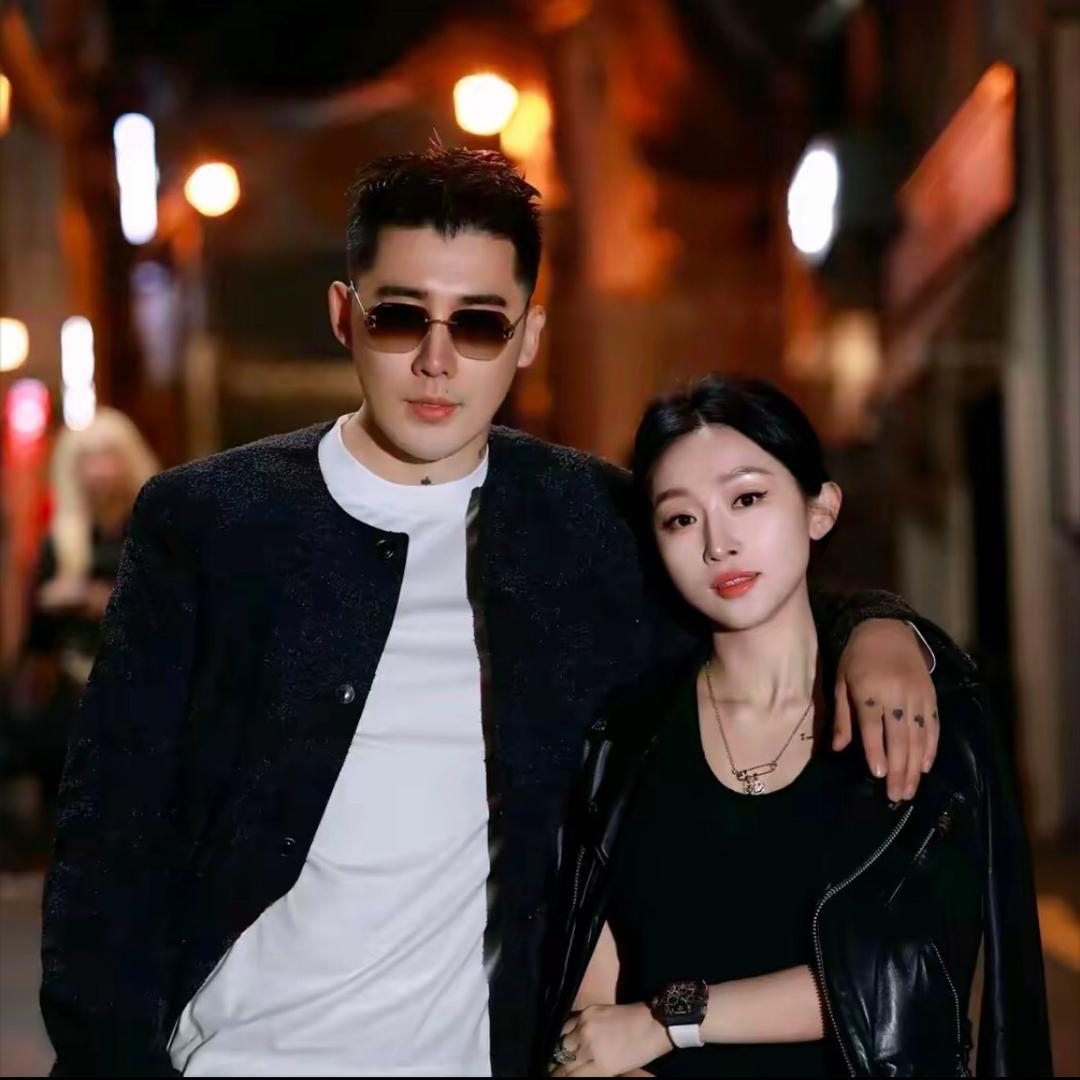 杨圣坤轻奢服饰