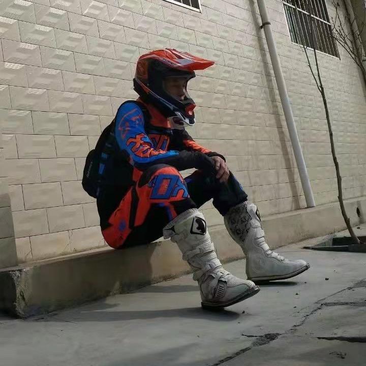 鬼鬼二手车批发