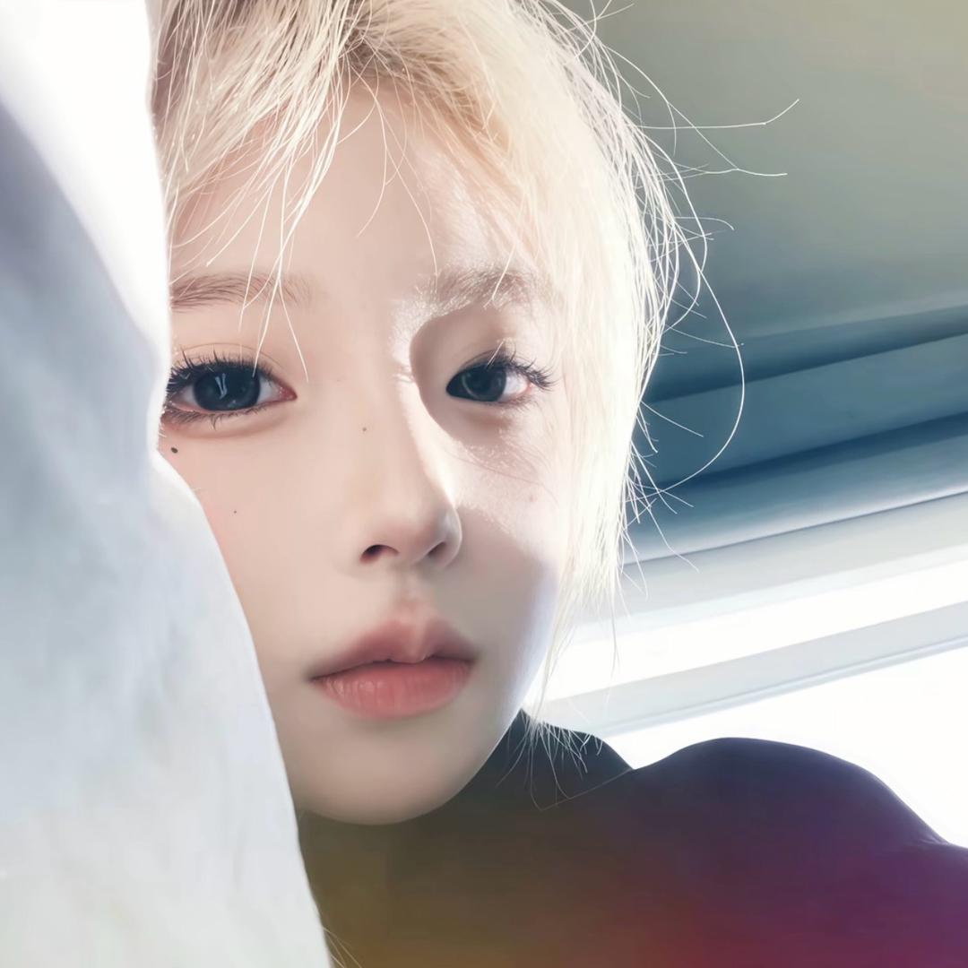 性感母蟑螂发疯猛抽185男大嫩臀