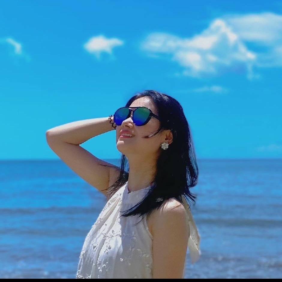 蜜蜂美妆专营店米朵直播专柜