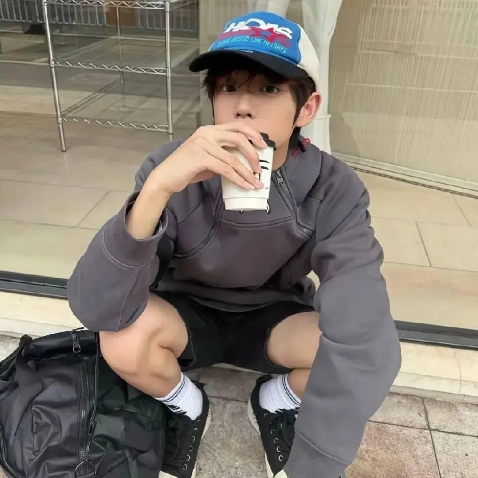 叶氏影业的陆谨言头像