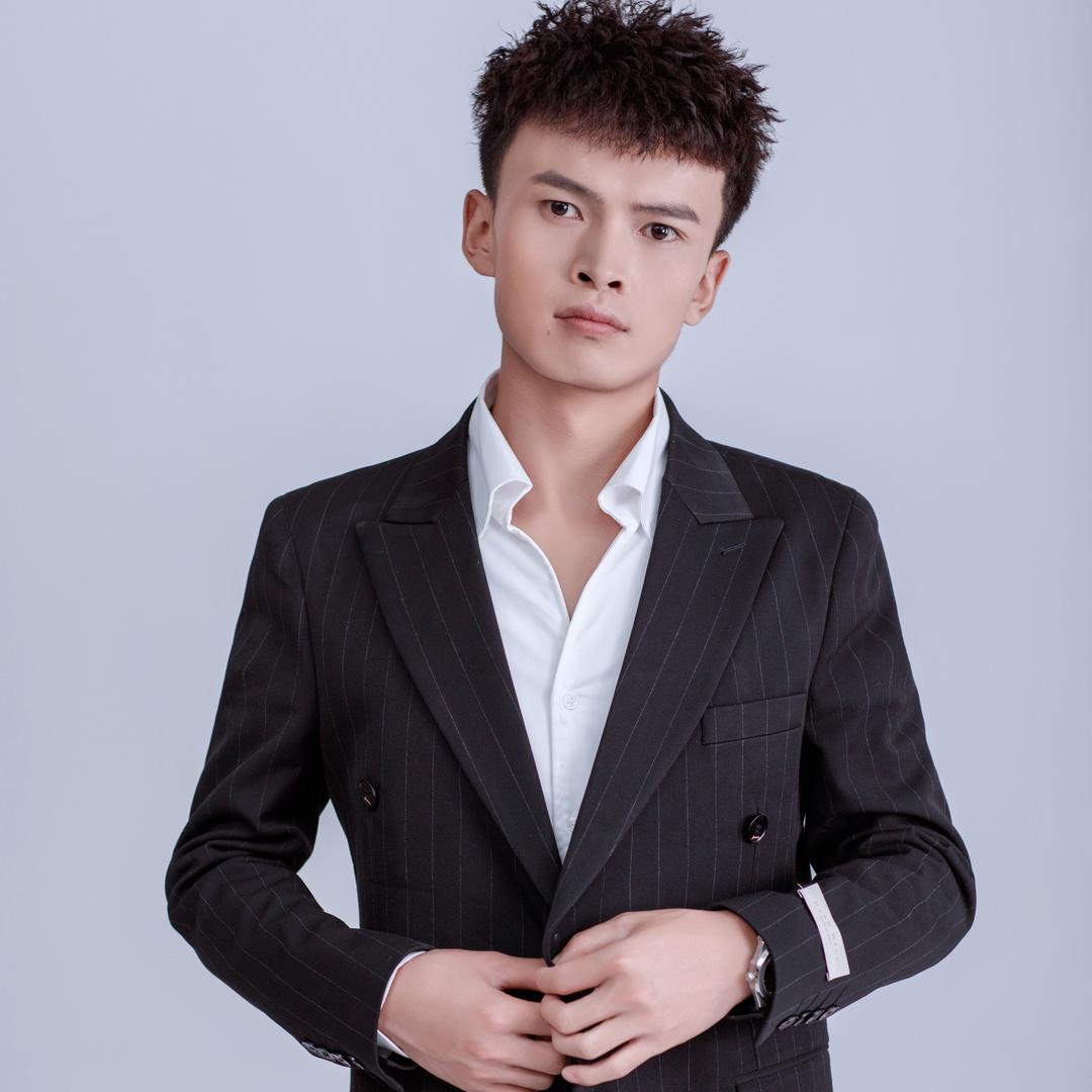 小波努力前行