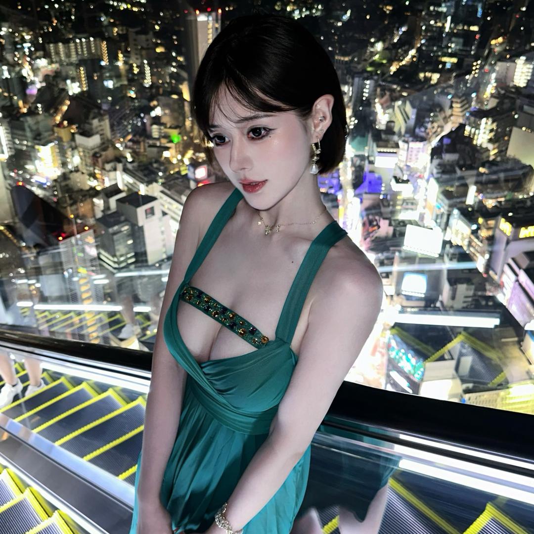 王欣妍.兔