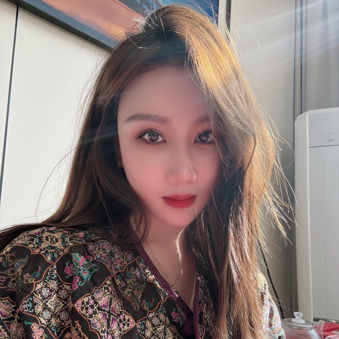 菲菲-女装源头工厂-现货