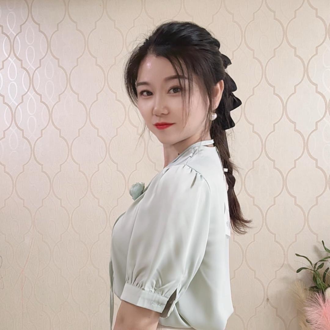 丽丽吖
