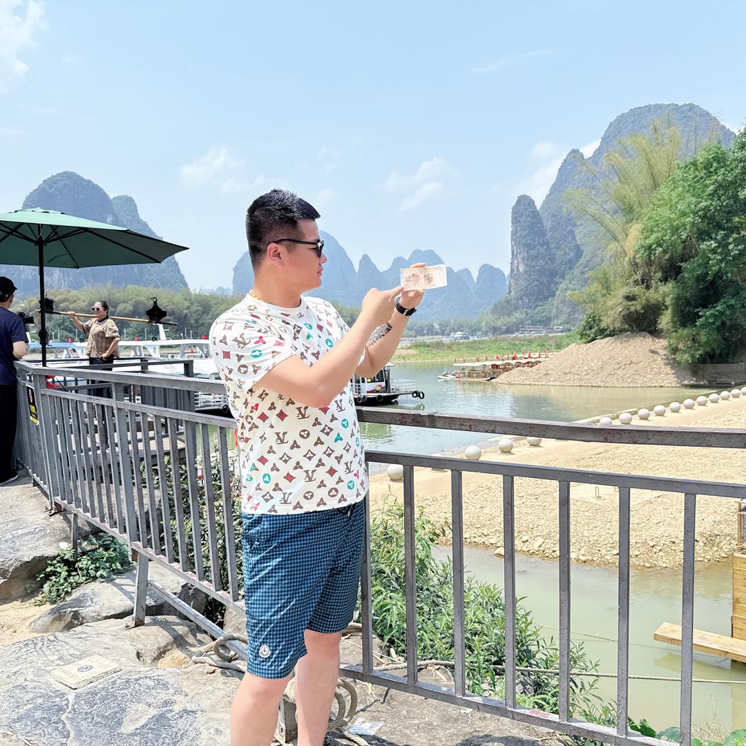 呼伦贝尔 王一明