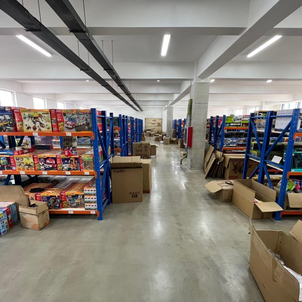 嘉信卓爱玩具云仓