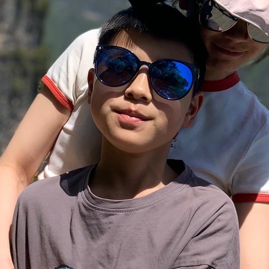 宜昌眼镜哥平价眼镜来北山坡 小溪塔 秭归