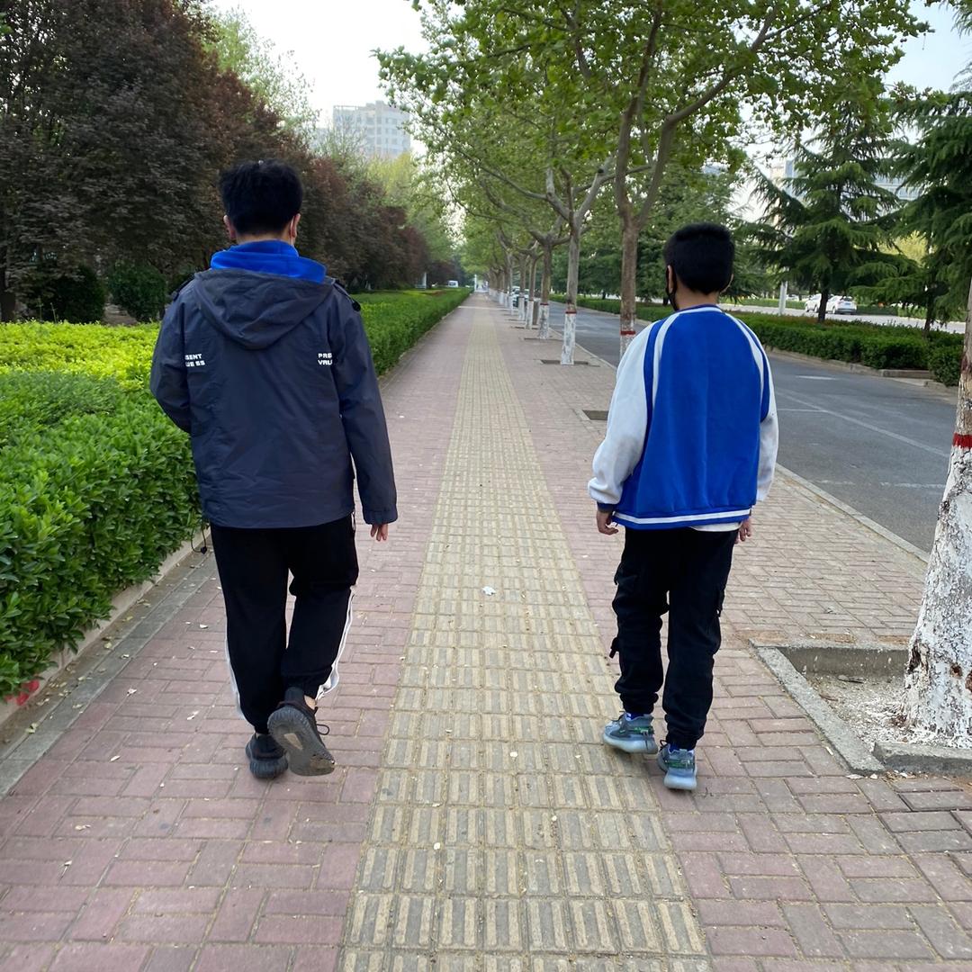 ✌️80后，卫雪儿✌️