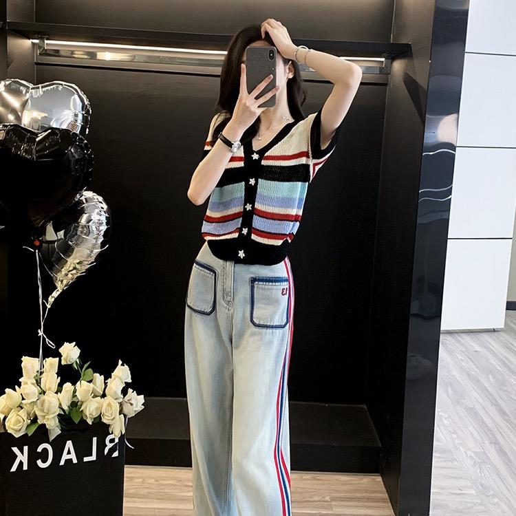 伊满姿靓女装专卖店