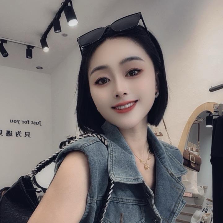 周周女装