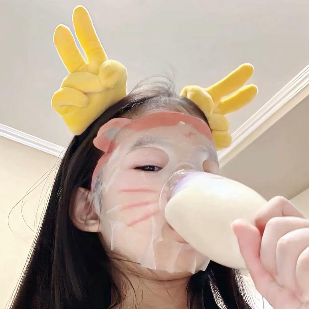 菁菁.