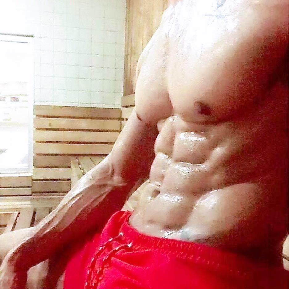 王飞飛飝🥷🥷🥷